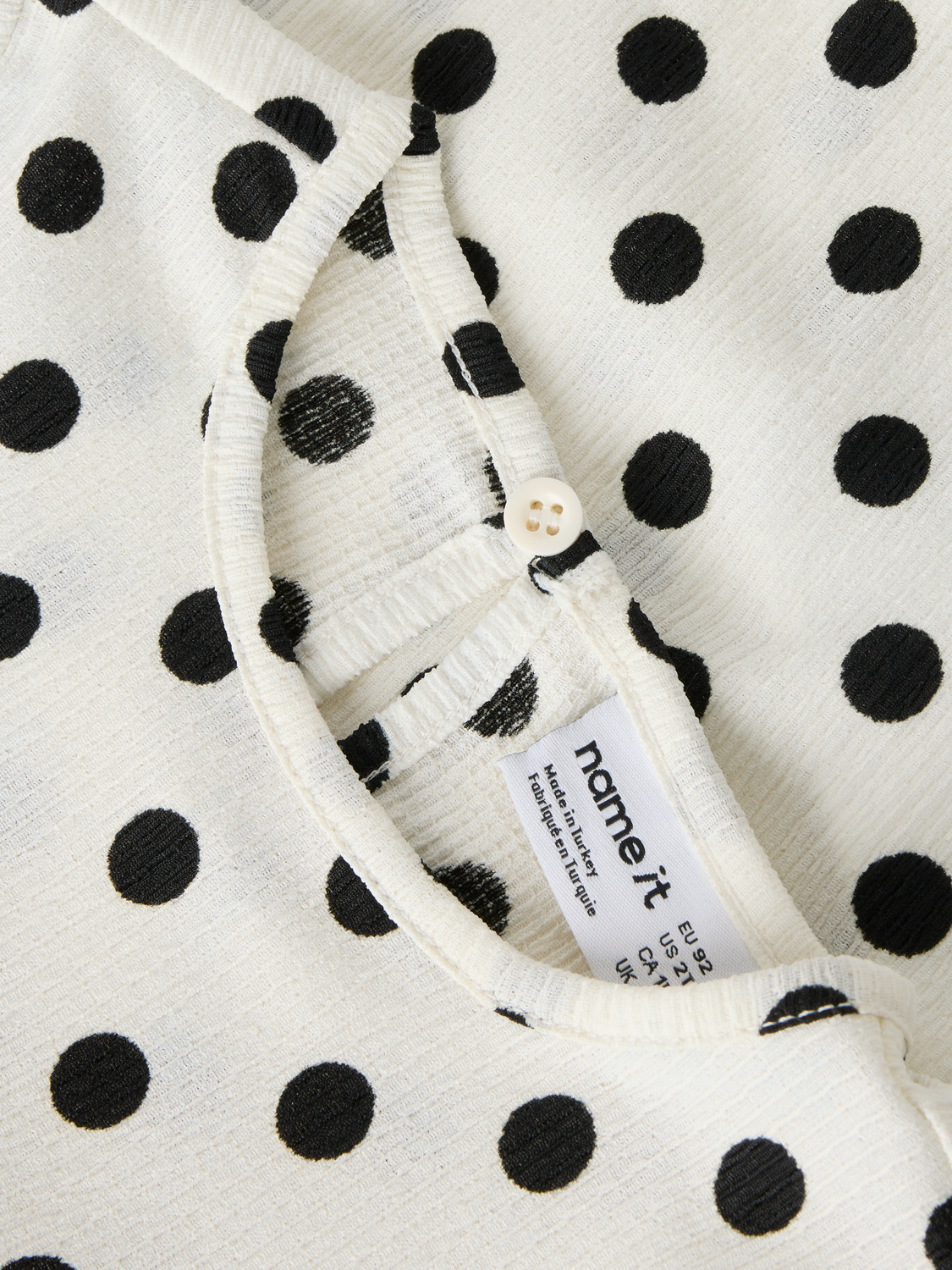 model_shot-front_full